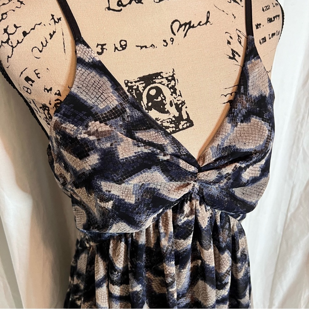 💚Lux Boutique dress - Picture 2 of 6